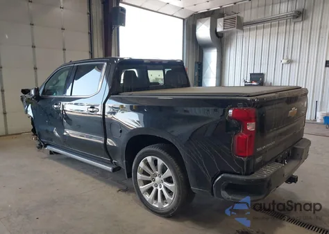 2021 Chevrolet Silverado 1500 4Wd Short Bed High Country z USA, uszkodzony, nr VIN 3GCUYHED7MG304108